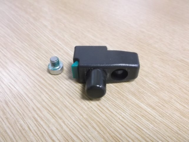 TRAVEL FRIDGE DOOR LOCK GREY/BLACK