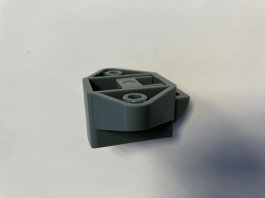 E19IRN0044_-_Internal_Locker_Door_Catch_2.JPG