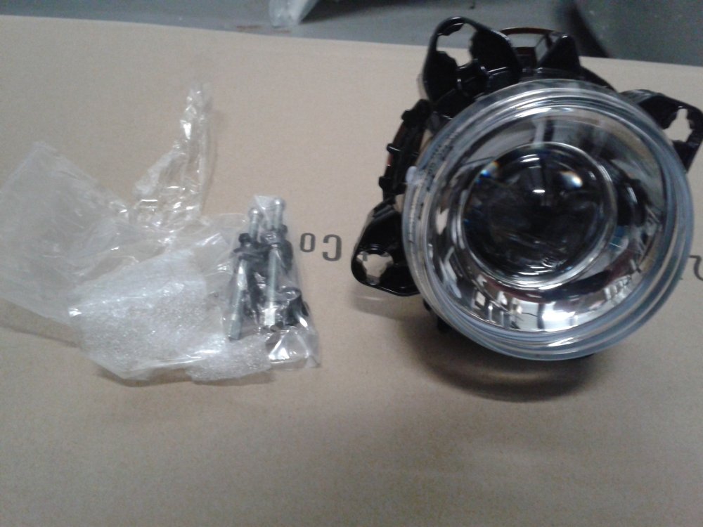 OUTER DIPPED HEADLAMP