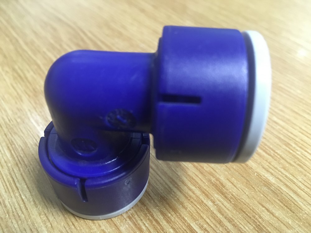 thumbnail image 2 of Lincat EB3FX Hot Water Boiler Spare Part - CO207 1/4 Push Fit Elbow & Filter Pipe 2 of 5